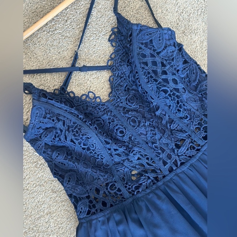 Soieblu Elegant Lace Navy Blue Maxi Summer/Formal Dress With Slip Size Large